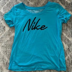 Womens Nike tee